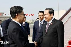Chủ tịch Quốc hội Trần Thanh Mẫn đến Bắc Kinh, bắt đầu thăm chính thức Trung Quốc