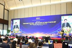 Doanh nhân Việt Nam: Từ yêu cầu tăng trưởng cao đến đổi mới mô hình phát triển