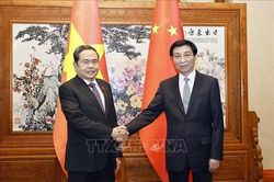 Chủ tịch Quốc hội Trần Thanh Mẫn hội kiến Chủ tịch Chính hiệp toàn quốc Trung Quốc
