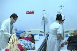 Bộ Y tế chỉ đạo khẩn vụ hàng chục người nhập viện sau khi ăn bánh mì tại Quảng Ngãi