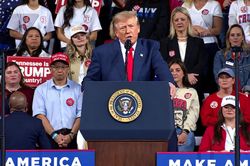 Tổng thống Donald Trump công bố chiến lược tranh cử toàn diện tại bang Tennessee