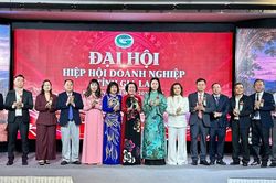 Doanh nhân Nguyễn Thị Sen tái đắc cử Chủ tịch Hiệp hội Doanh nghiệp tỉnh khóa IV