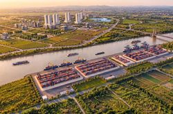 Hà Nội đầu tư cảng thủy nội địa công suất 2 triệu tấn mỗi năm