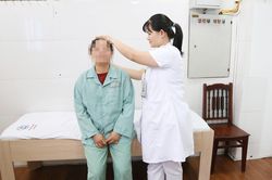 Đau lưng triền miên suốt 2 năm, bất ngờ phục hồi chỉ sau một mũi tiêm