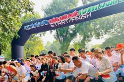Gần 2.000 người chạy vì môi trường không khói thuốc