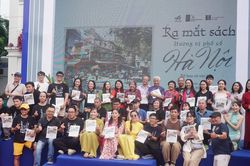Vẽ vị phố, lưu dấu ký ức đô thị Hà Nội