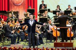 Từ cánh đồng lúa đến Nhà hát Opera là một câu chuyện cổ tích của Nguyễn Khắc Hòa