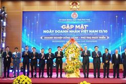 Ghi nhận đóng góp quan trọng của cộng đồng doanh nghiệp tỉnh Phú Thọ