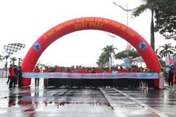 Gần 3.000 người đi bộ hưởng ứng phong trào rèn luyện thể thao ở Đà Nẵng