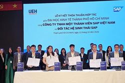 Đại học và doanh nghiệp bắt tay đào tạo nhân lực cho kỷ nguyên số