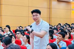 Đề xuất bỏ đào tạo bác sĩ chuyên khoa I, II, siết chuẩn bác sĩ nội trú