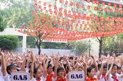 Biến không gian sinh hoạt dưới cờ thành những bài học bổ ích
