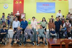 Ấm áp chương trình chăm lo phụ nữ, trẻ em và người có hoàn cảnh khó khăn tại tỉnh Quảng Ngãi