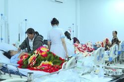 135 người nhập viện sau khi ăn bánh mỳ: Tỉnh Quảng Ngãi chỉ đạo khẩn