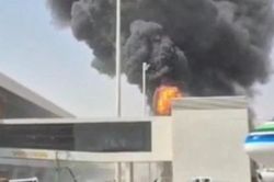 Sân bay lớn lại bị Houthi tấn công, Ả-rập Xê-út bất ngờ liên lạc với Iran