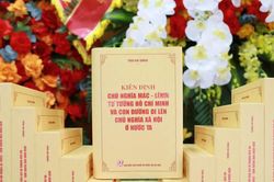 Giới thiệu nhiều tư liệu quý về cuộc đời, sự nghiệp của Đại tướng, GS.TS Trần Đại Quang