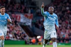 Kết quả bóng đá hôm nay 12/10: Liverpool thua đậm Man City