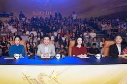 PGS.Tân Nhàn phản bác NSND Tấn Minh ngay trên sóng truyền hình