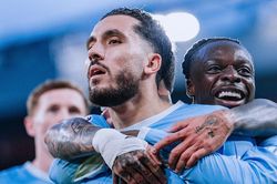 Man City hạ gục Liverpool: Ngày Doku khuất phục Anfield