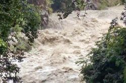 Lũ quét kinh hoàng tại miền Trung Nepal, cuốn trôi hơn 200 căn nhà