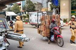 Xử lý từ gốc nguy cơ gây ùn tắc, mất an toàn giao thông