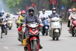 Dự báo thời tiết 12/10/2026: Miền Bắc nắng ráo, nhiều nơi có mưa dông
