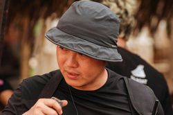 Đạo diễn Trại Buôn Người gây chú ý với thành tích khủng trước khi chuyển hướng