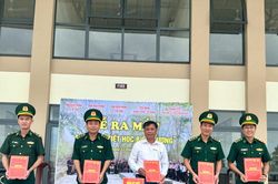 Đắk Lắk: Bộ đội Biên phòng ra mắt mô hình 'Tiết học biên cương' cho học sinh vùng biên