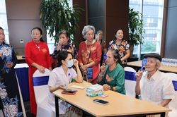 Kiến nghị nâng mức trợ cấp hưu trí lên 1 triệu đồng/tháng, giảm tuổi hưởng xuống còn 70 tuổi