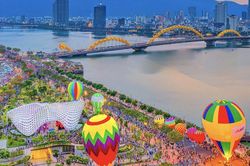 Cuối tuần ở Đà Nẵng, đi đâu để chuyến đi đáng nhớ hơn?