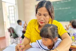 Canh Giao trong sắc màu ngày mới