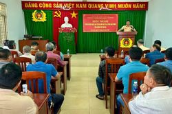 Tuyên truyền pháp luật về trật tự an toàn giao thông tại Cảng Quy Nhơn