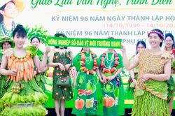 Hội Nông dân và Hội LHPN phường Thống Nhất tổ chức hoạt động kỷ niệm ngày truyền thống