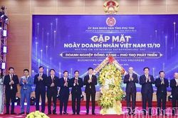 Phú Thọ đồng hành cùng doanh nghiệp, thúc đẩy tăng trưởng hai con số