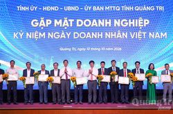 Lãnh đạo tỉnh gặp mặt doanh nghiệp, nhà đầu tư tiêu biểu