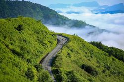 Quảng Ngãi thúc tiến độ hai dự án giao thông hơn 50 nghìn tỷ kết nối Đông - Tây