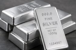Ngày 12/10: Giá bạc trong nước và thế giới đồng loạt phục hồi