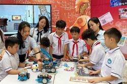 Hà Nội: Khuyến khích giáo viên sáng tạo, ứng dụng công nghệ vào hoạt động dạy học và quản lý giáo dục