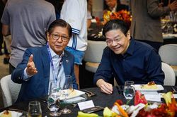Thủ tướng Singapore cùng Tổng thống Philippines xem đua xe F1