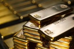 Giá vàng thế giới khởi đầu tuần mới với tín hiệu tích cực