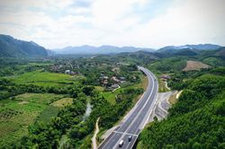 Ngăn trục lợi chính sách miễn giảm phí BOT