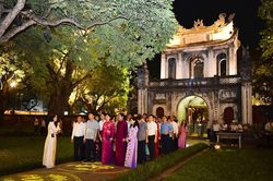 Đưa Nghị quyết Đại hội XIV của Đảng vào cuộc sống: Đánh thức tiềm năng kinh tế đêm, tạo động lực tăng trưởng mới cho Thủ đô