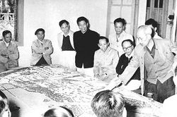 Chủ tịch Hồ Chí Minh: Làm cho Hà Nội thành một Thủ đô yên ổn, tươi vui và phồn thịnh