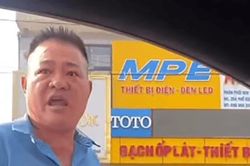 Cơ quan Công an làm việc với người đàn ông tát tài xế