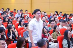Bộ Y tế đề xuất bác sĩ nội trú phải đánh giá năng lực sau năm thứ nhất