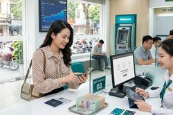 Truy tố nhân viên ngân hàng giúp chuyển trái phép hơn 900 tỷ đồng ra nước ngoài