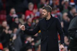 Carrick hết đường lùi ở Madrid