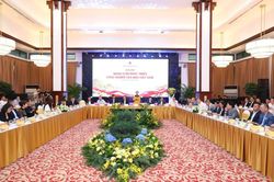 Bản sắc truyền thống, đổi mới sáng tạo và kiến tạo tương lai