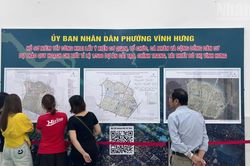 [Ảnh] Người dân phường Vĩnh Hưng tìm hiểu, đóng góp ý kiến về dự án tái thiết đô thị có tổng mức đầu tư gần 186.000 tỷ đồng