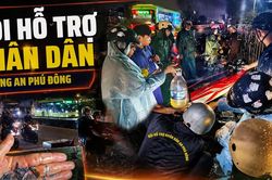 Đội giúp dân trong đêm ở phường An Phú Đông